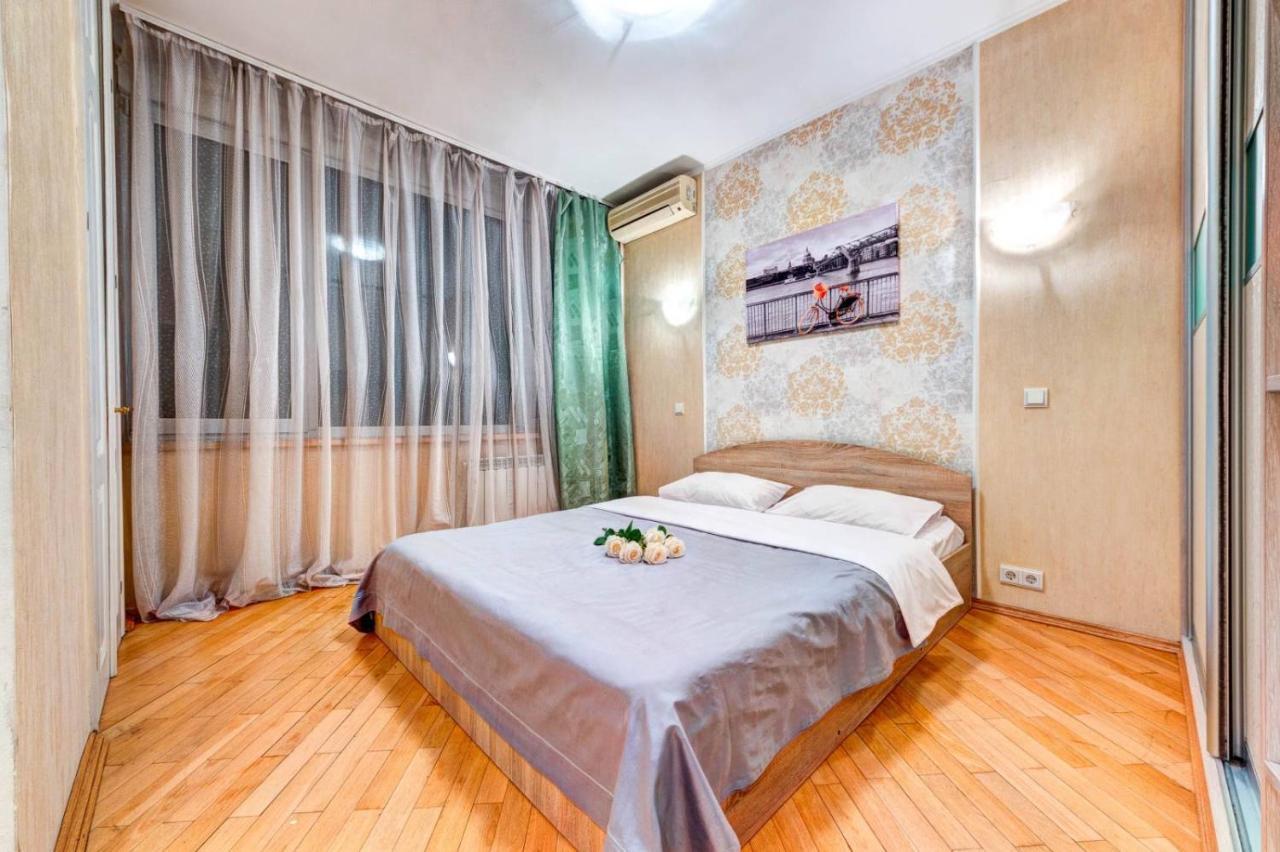 Apartments Of Bogdan Khmelnitsky Kiev Buitenkant foto