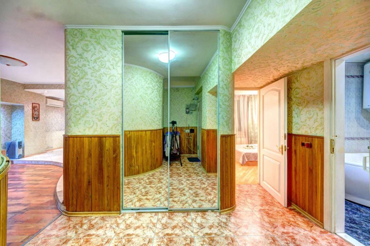 Apartments Of Bogdan Khmelnitsky Kiev Buitenkant foto