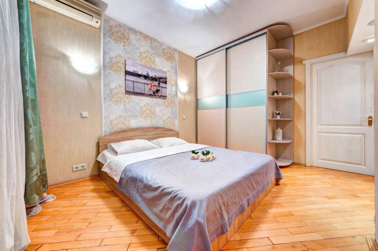 Apartments Of Bogdan Khmelnitsky Kiev Buitenkant foto
